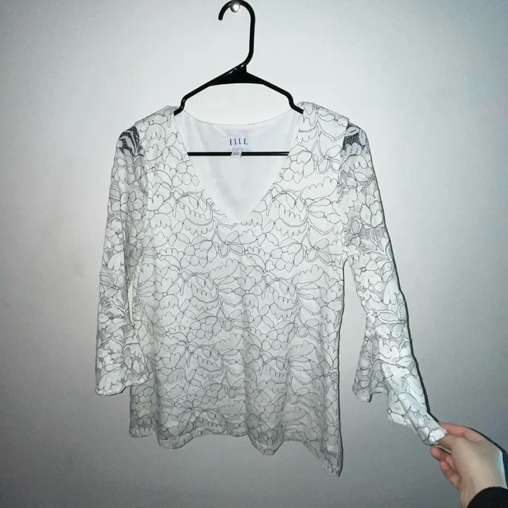 WHITE PRINTED LACE BLOUSE TOP - Picture 1 of 4